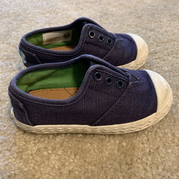 Baby TOMS - Picture 5 of 7